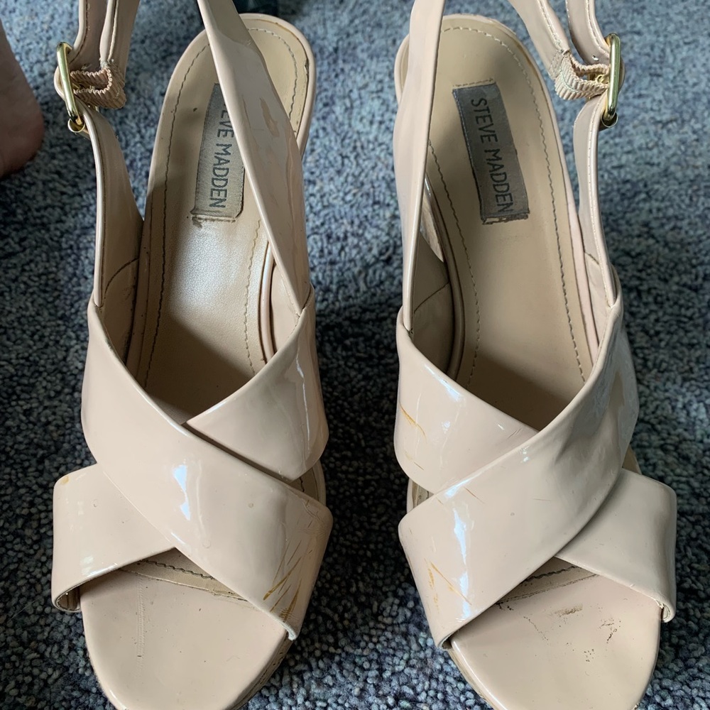 Gently used Steve Madden wedges